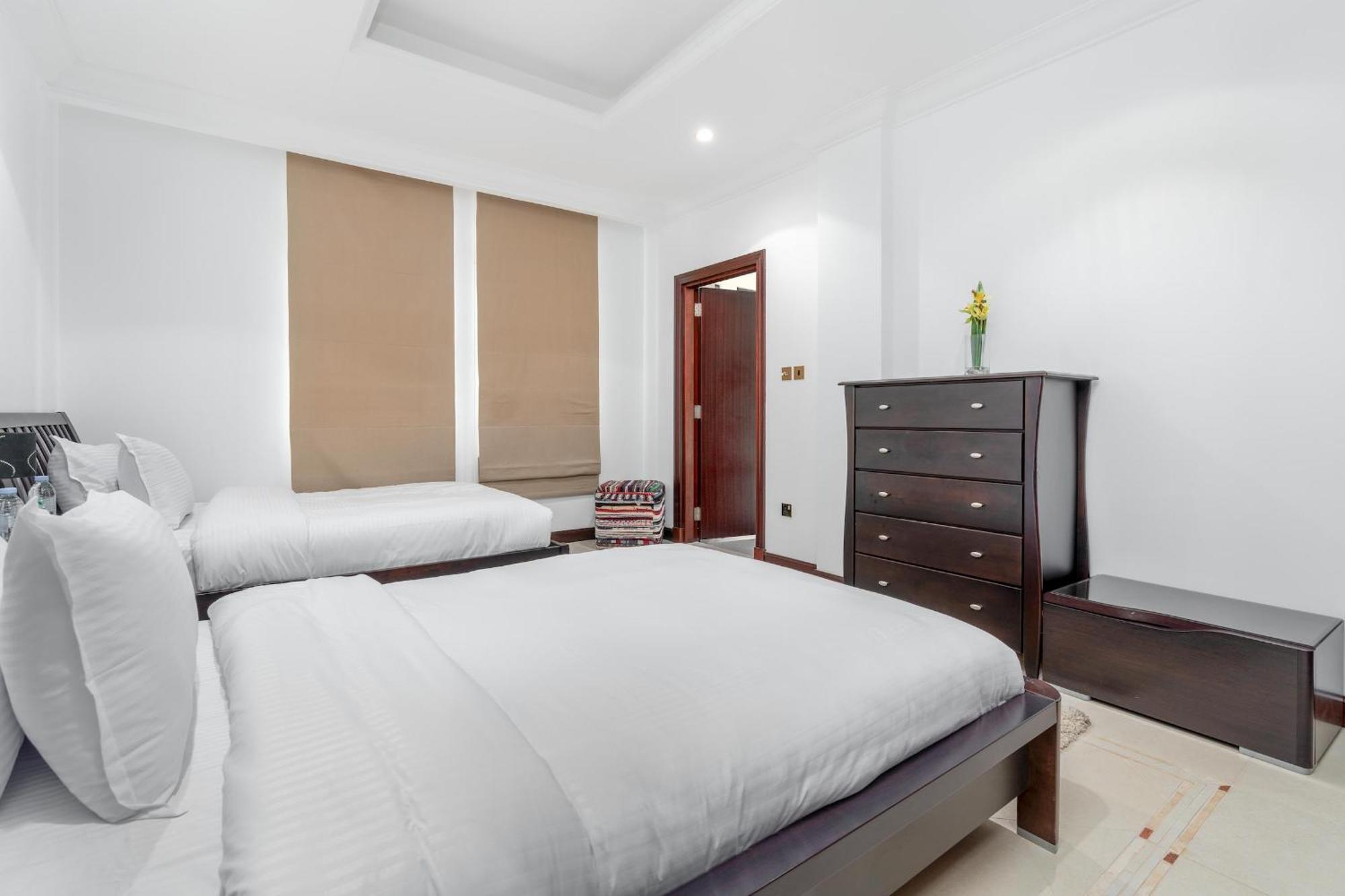 Palm Jumeirah - 4br - Private Beach - Cityapartmentstay Ferienhaus